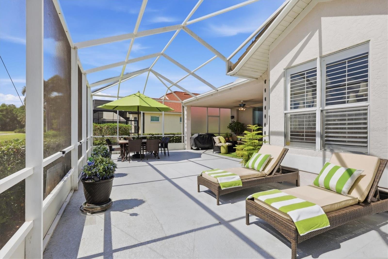 UNIVERSITY PARK COUNTRY CLUB - Residential