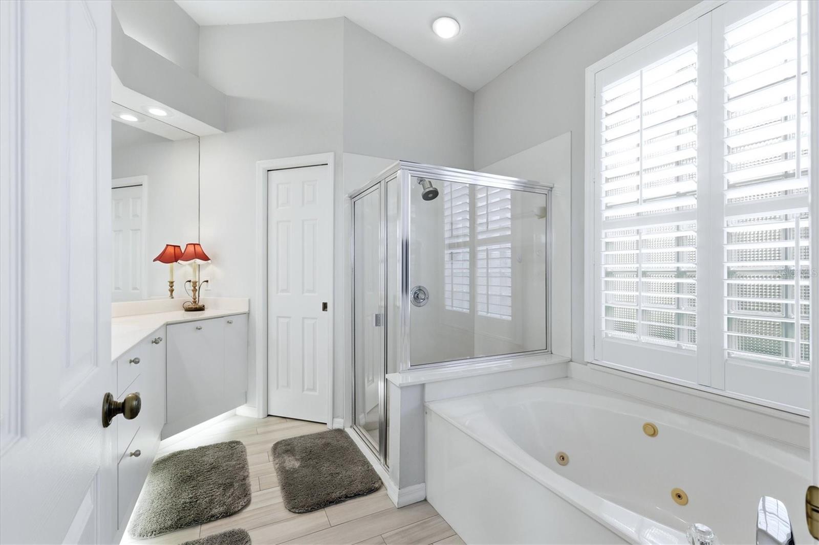 UNIVERSITY PARK COUNTRY CLUB - Residential