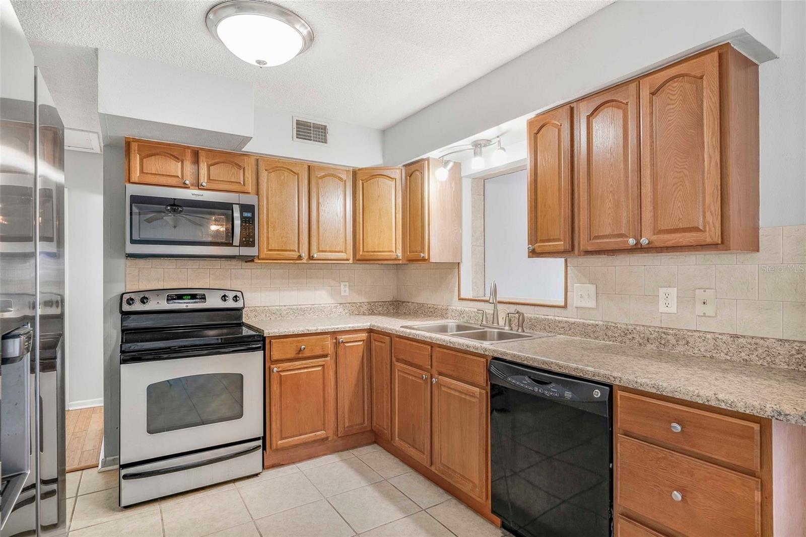 LAKE TSALA GARDENS - Residential