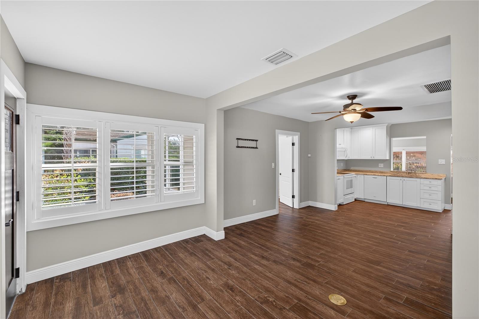 2510 N WESTMORELAND DRIVE