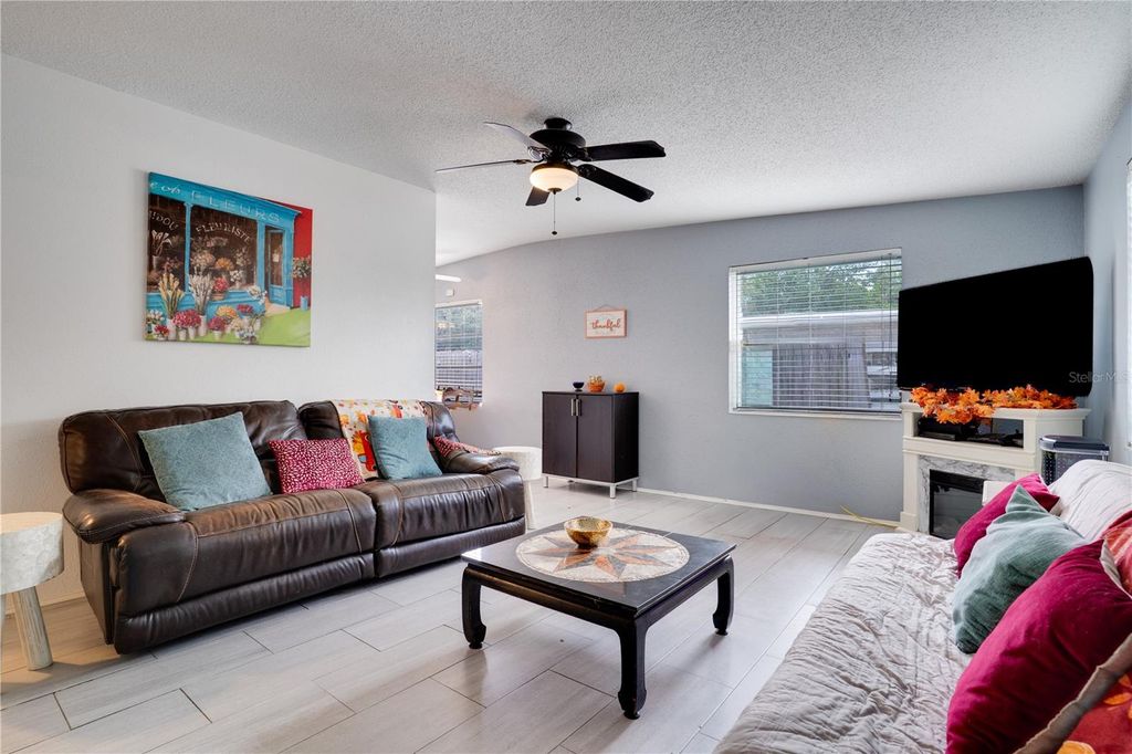 Photo of 718 Northmoor Avenue N, St Petersburg, FL 33702 (MLS # TB8446270)