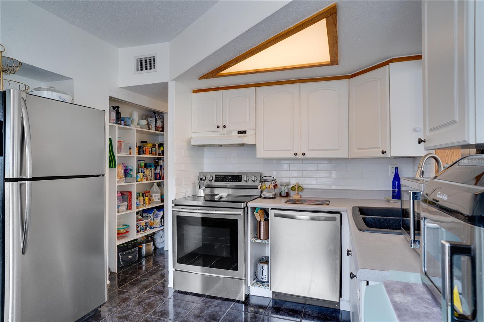 NORTH ST PETERSBURG - Residential