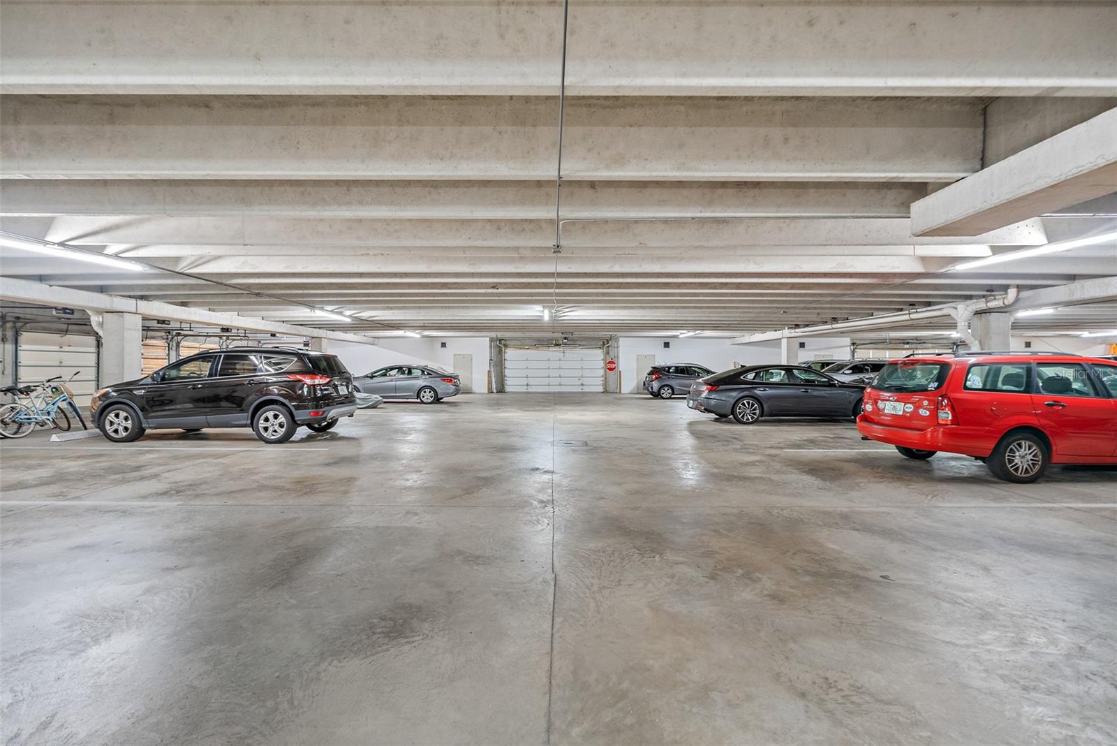 THE COMMODORE CONDO PH II - Residential