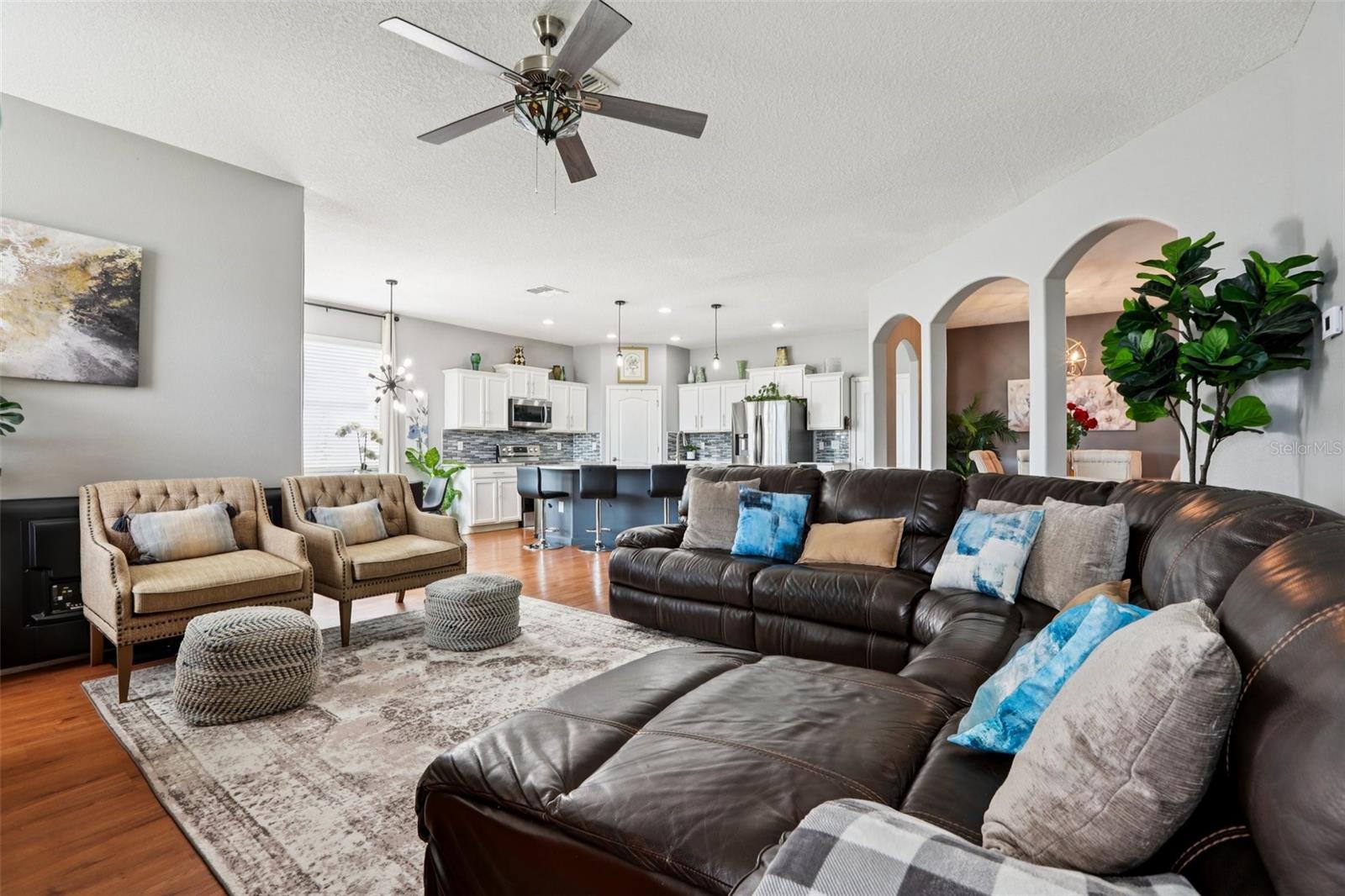 MIRA LAGO WEST - Residential