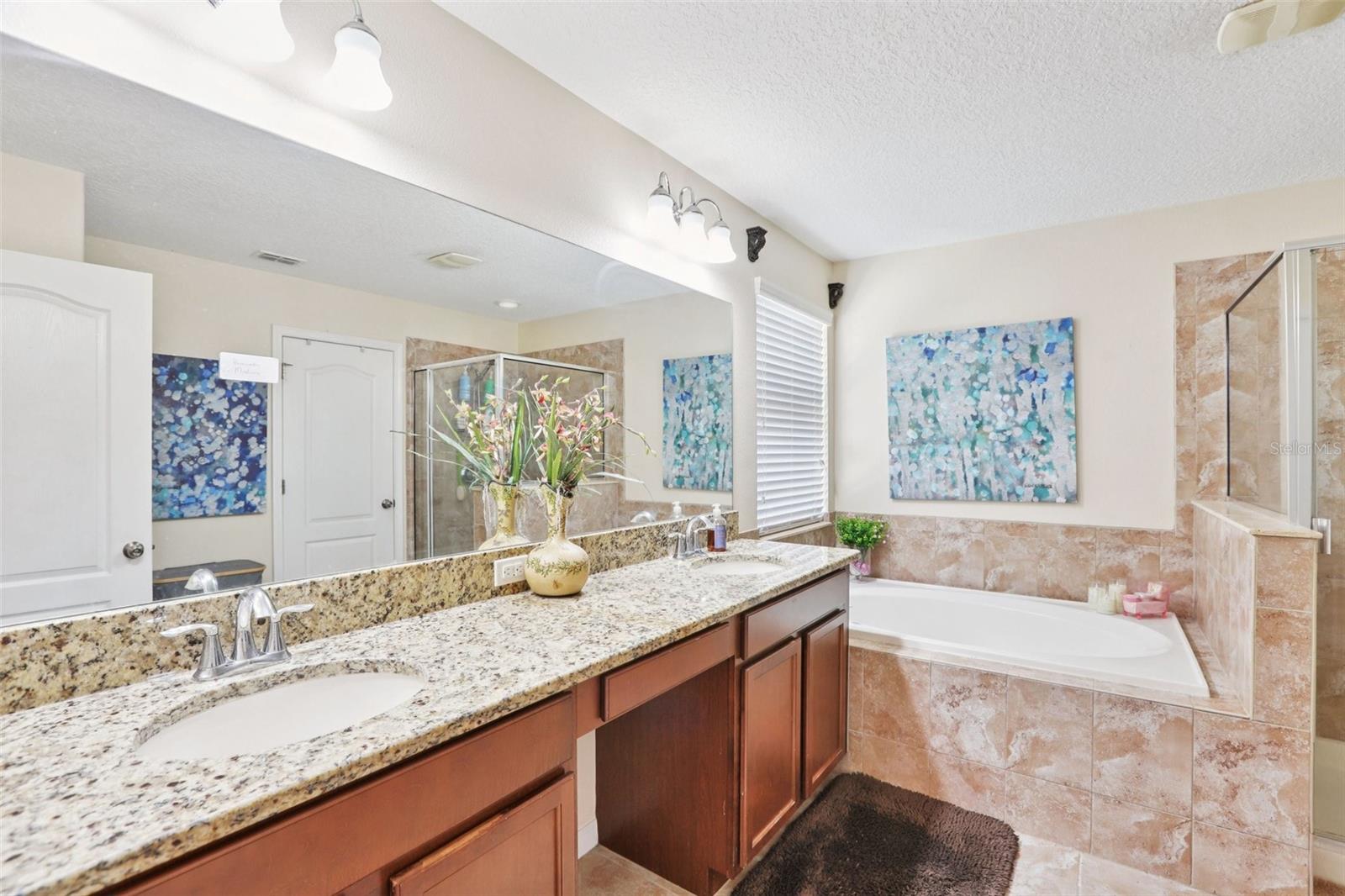 MIRA LAGO WEST - Residential