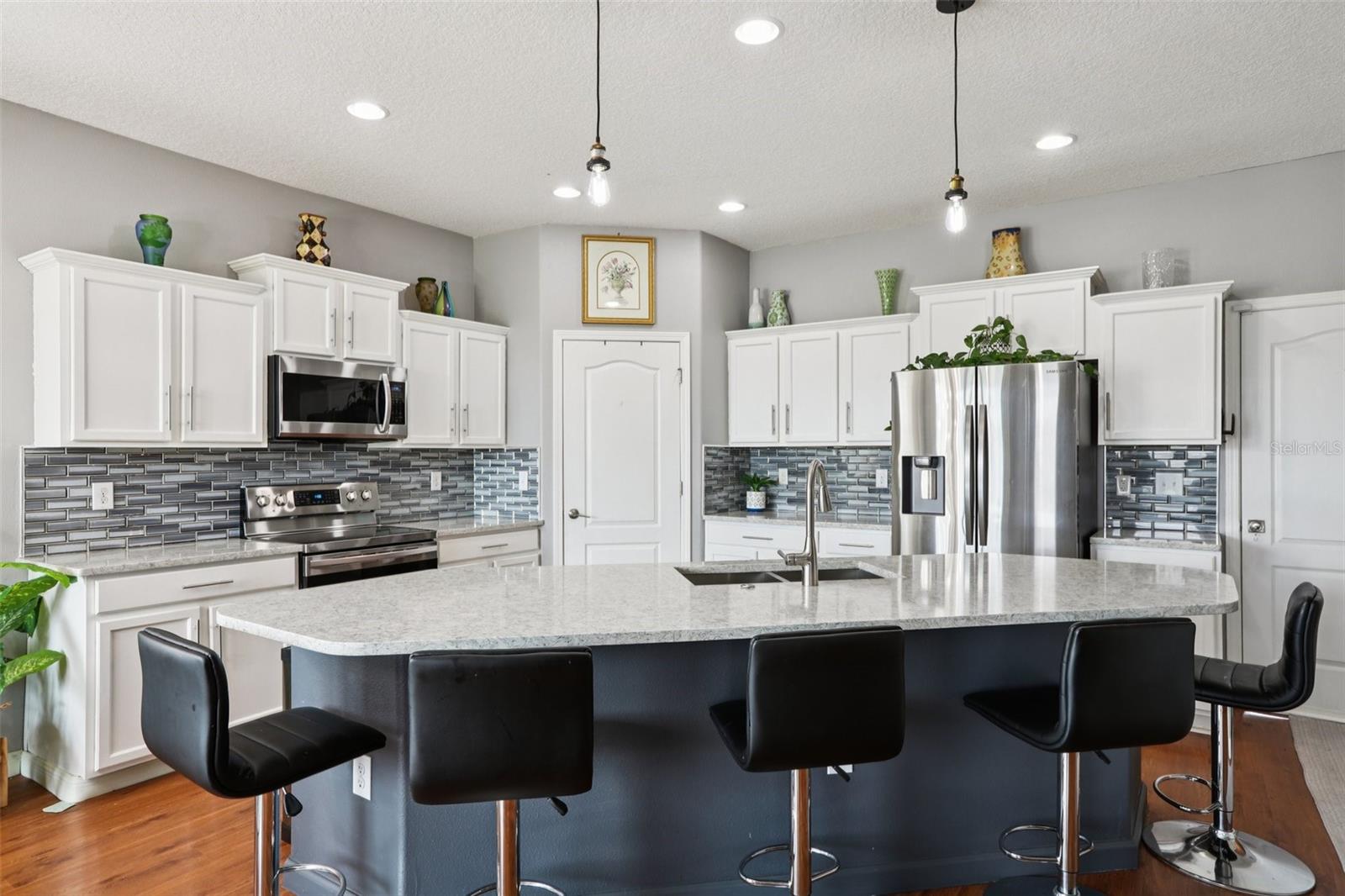 MIRA LAGO WEST - Residential