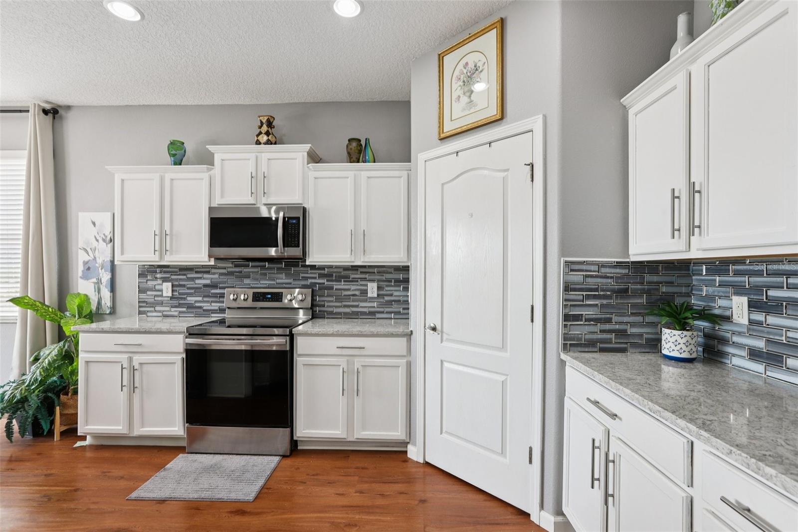 MIRA LAGO WEST - Residential