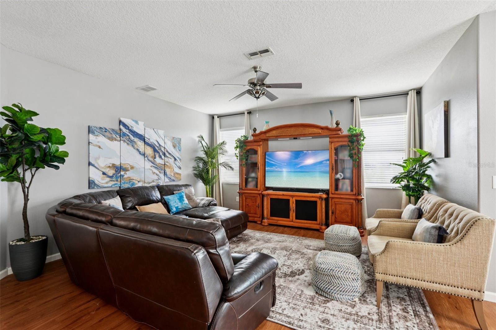 MIRA LAGO WEST - Residential