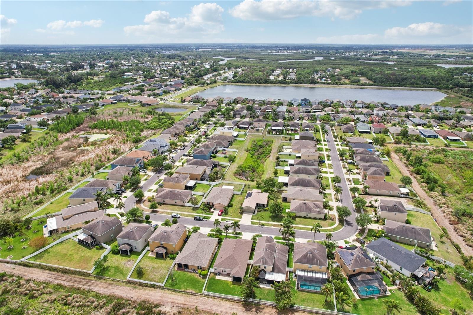 MIRA LAGO WEST - Residential