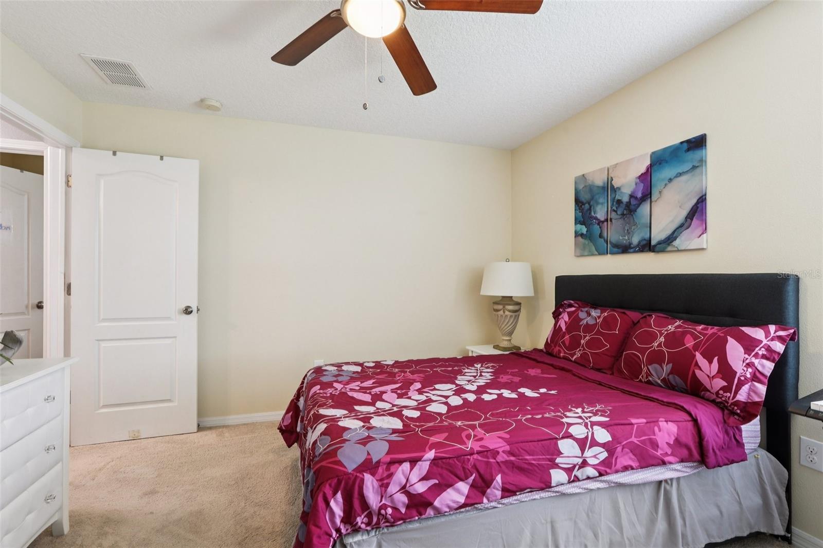 MIRA LAGO WEST - Residential