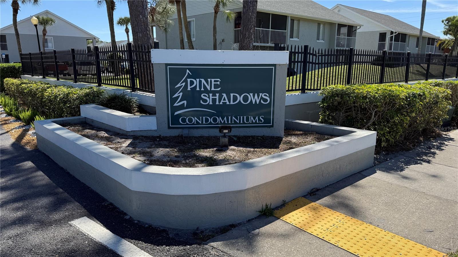 PINE SHADOWS CONDO PH 02 - Residential