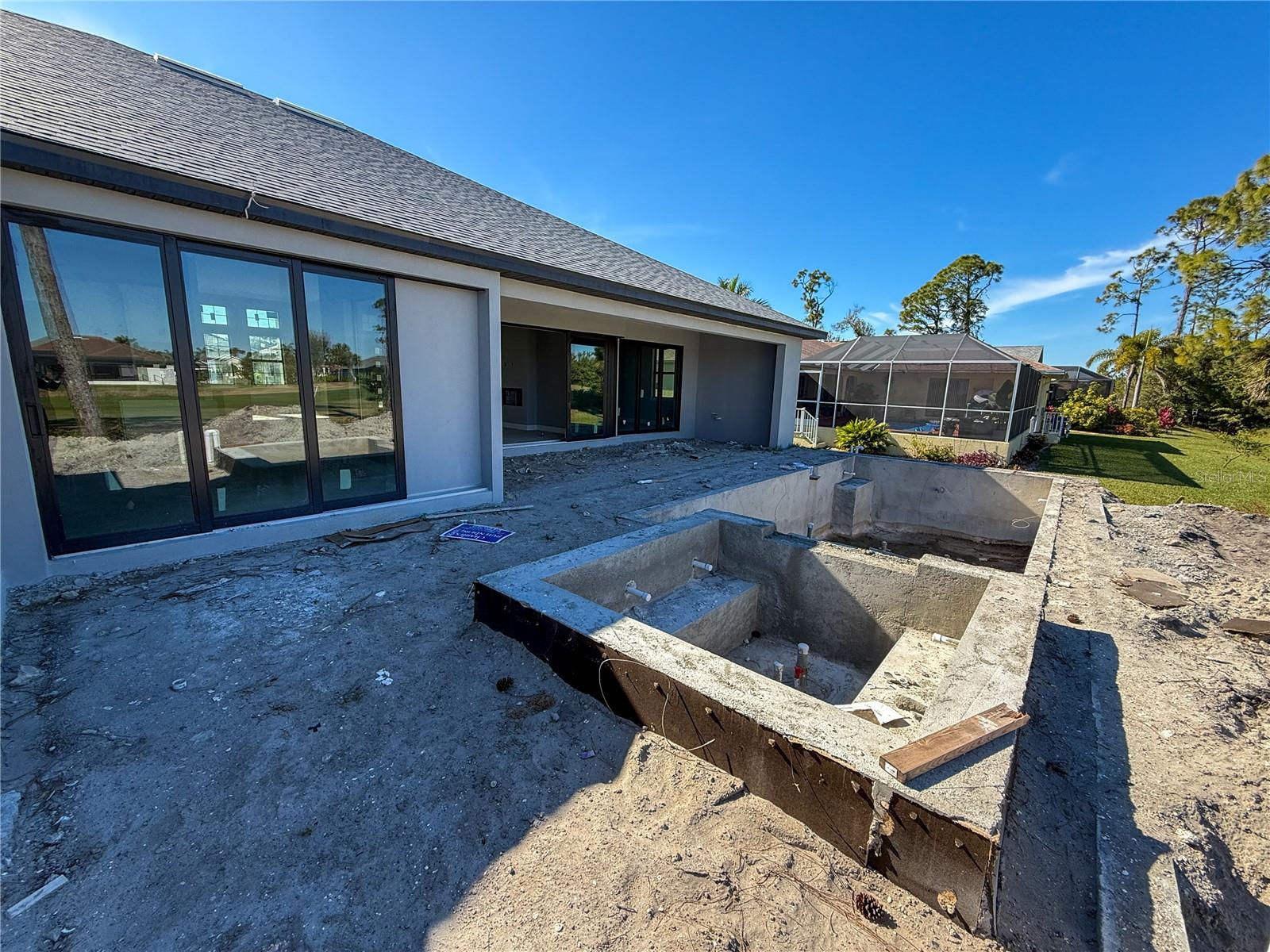 ROTONDA WEST PINE VALLEY - Residential