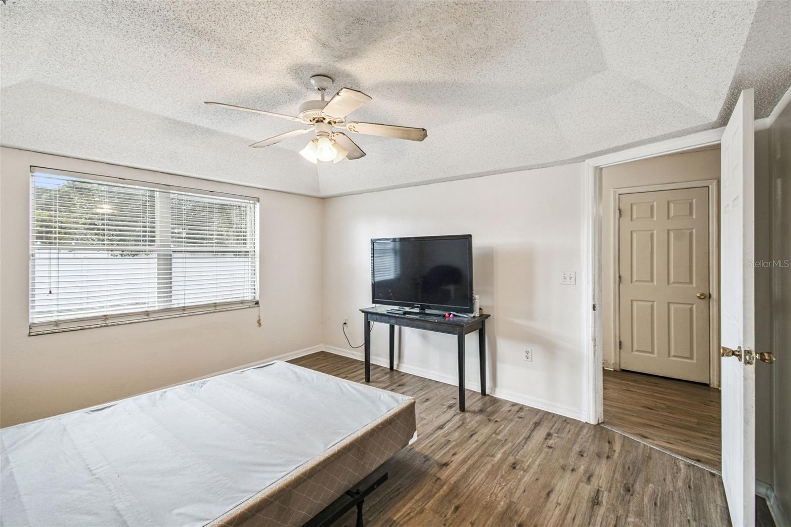 EAGLE HEIGHTS - Residential