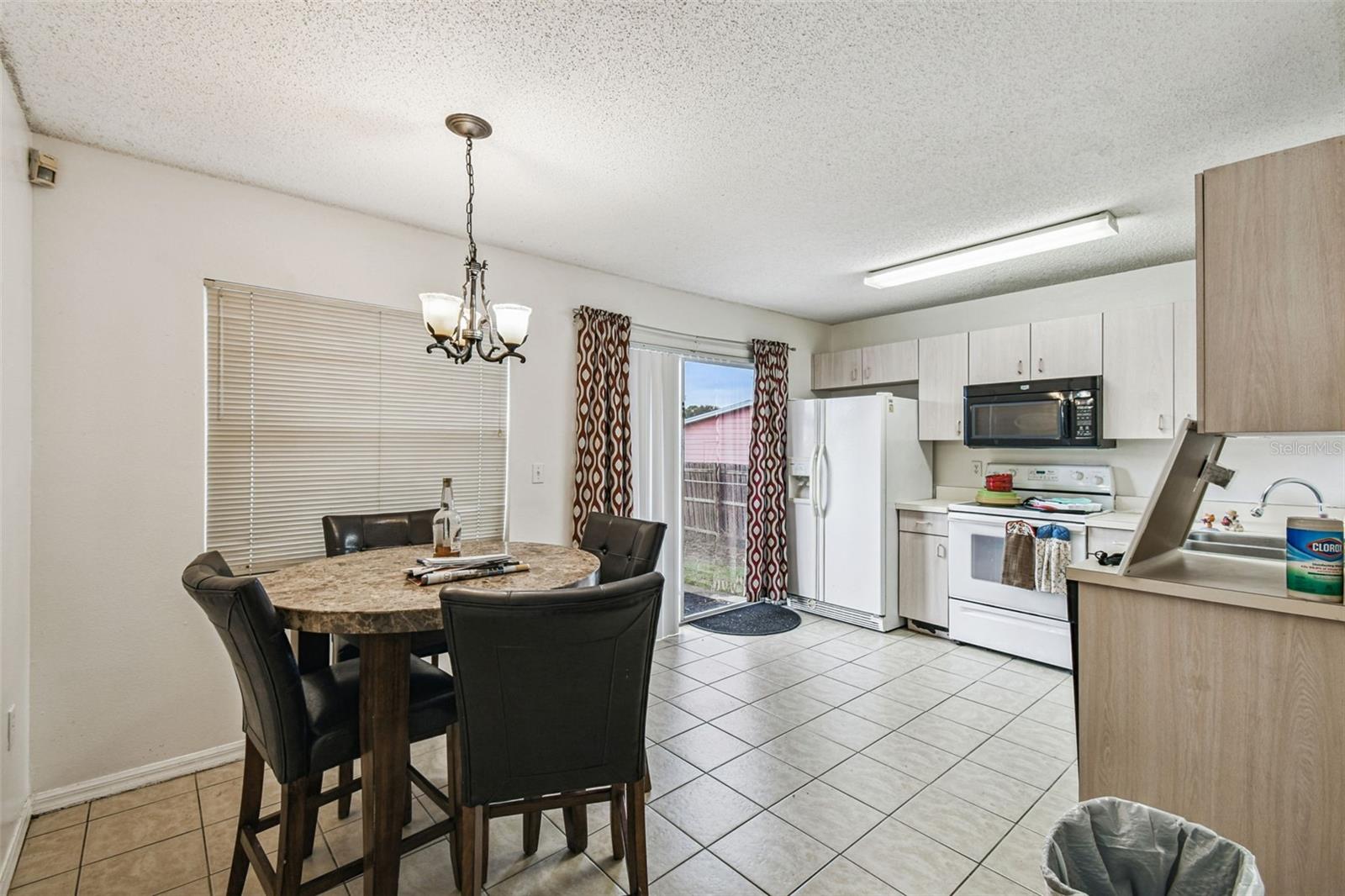 EAGLE HEIGHTS - Residential