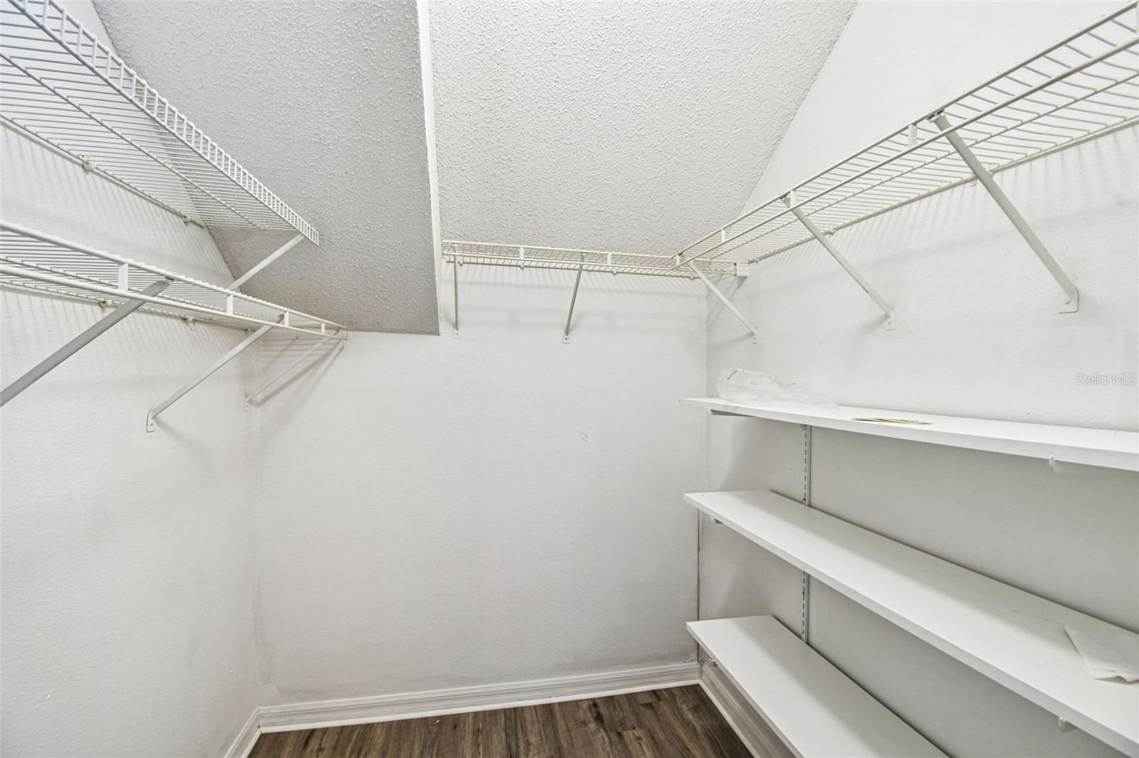 EAGLE HEIGHTS - Residential