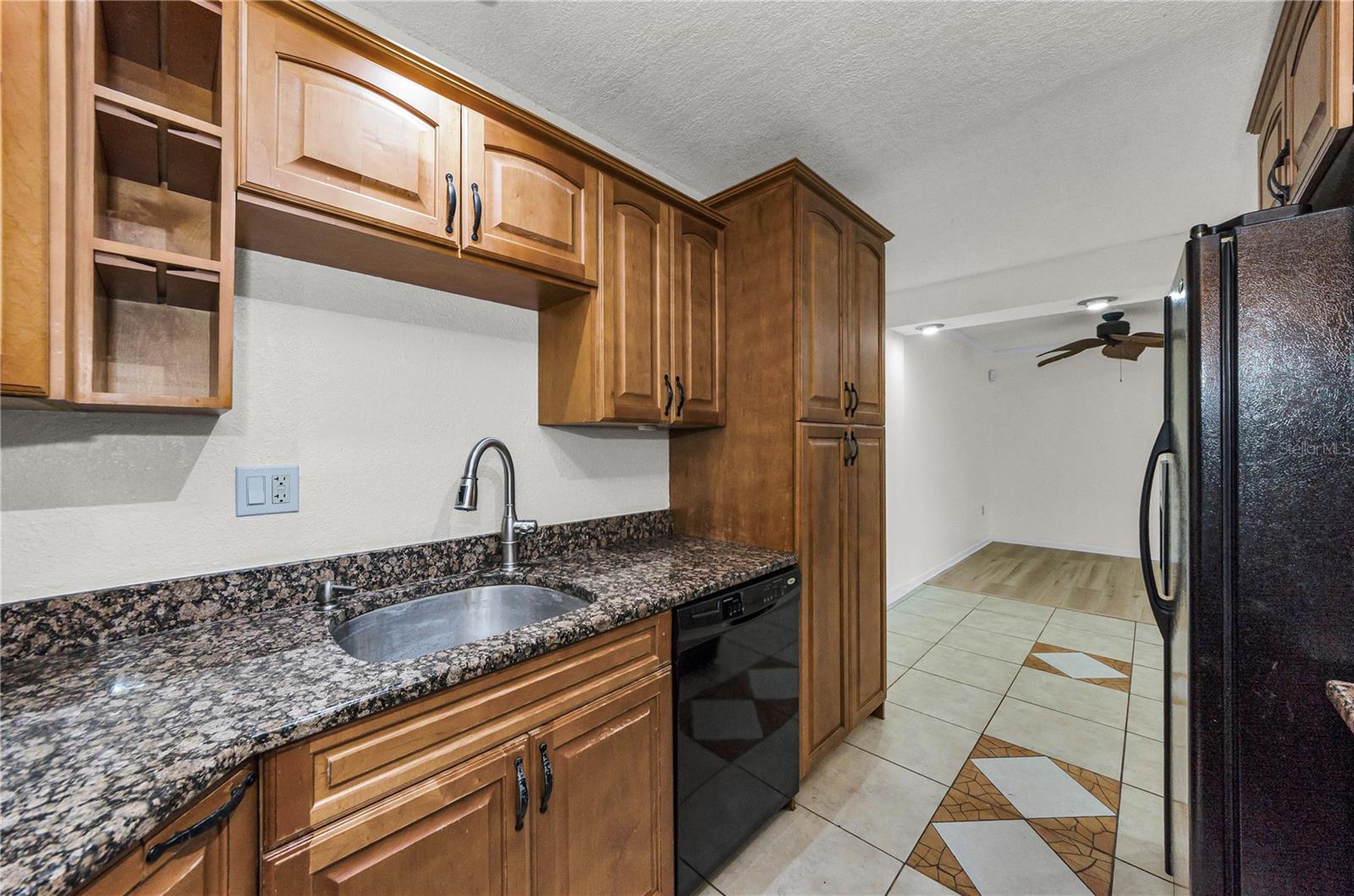 PINE RIDGE AT LAKE TARPON VILLAGE - Residential
