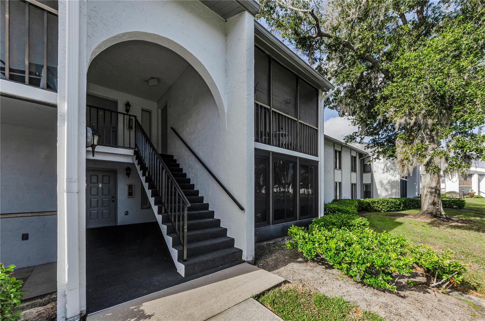 PINE RIDGE AT LAKE TARPON VILLAGE - Residential
