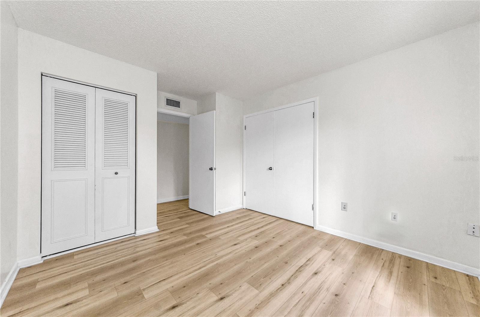 PINE RIDGE AT LAKE TARPON VILLAGE - Residential
