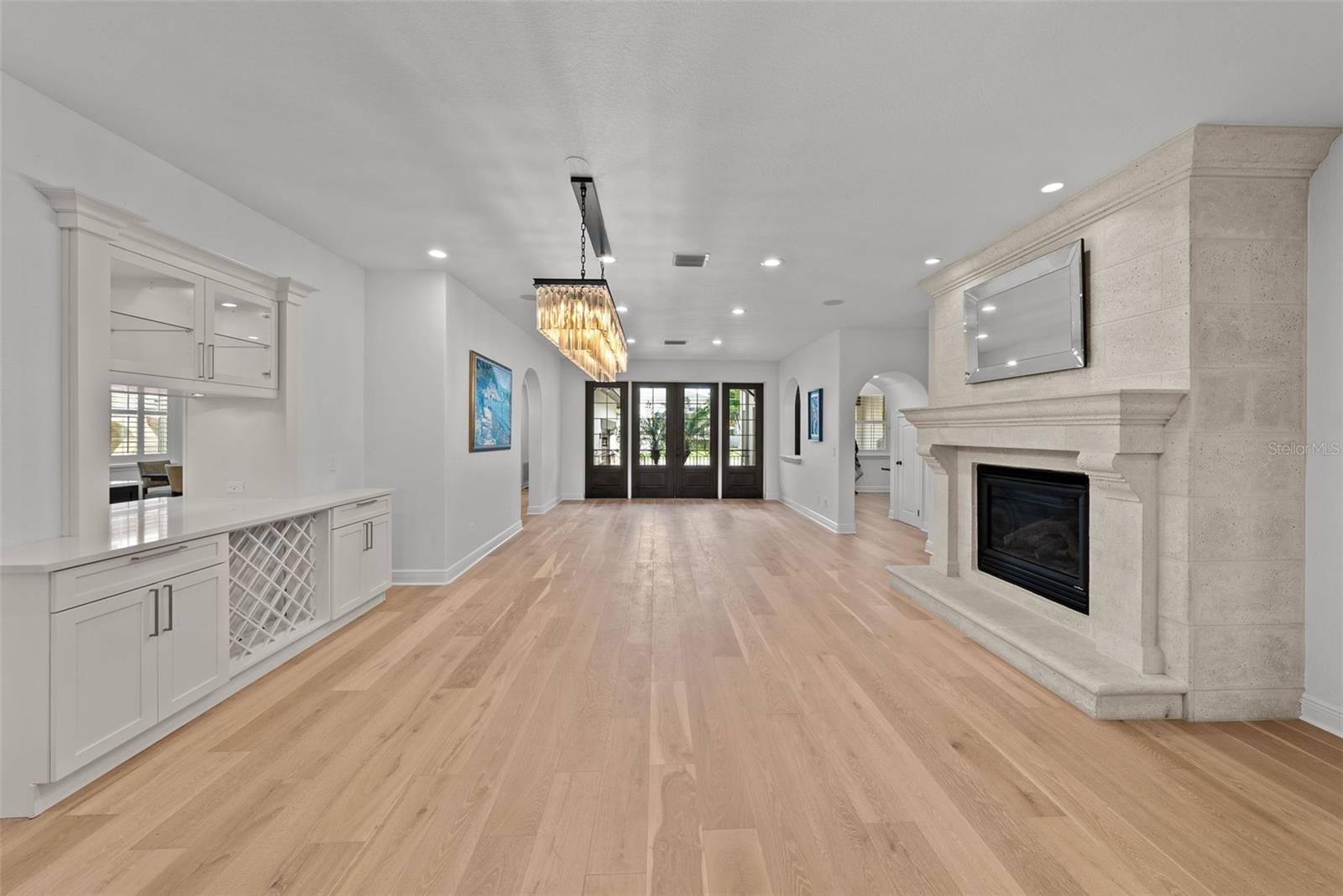 DAVIS ISLANDS PB10 PG52 TO 57 - Residential