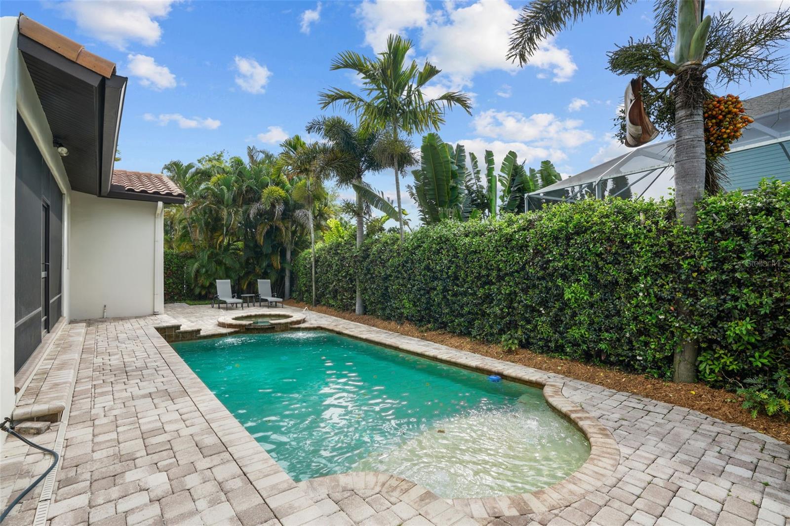 DAVIS ISLANDS PB10 PG52 TO 57 - Residential