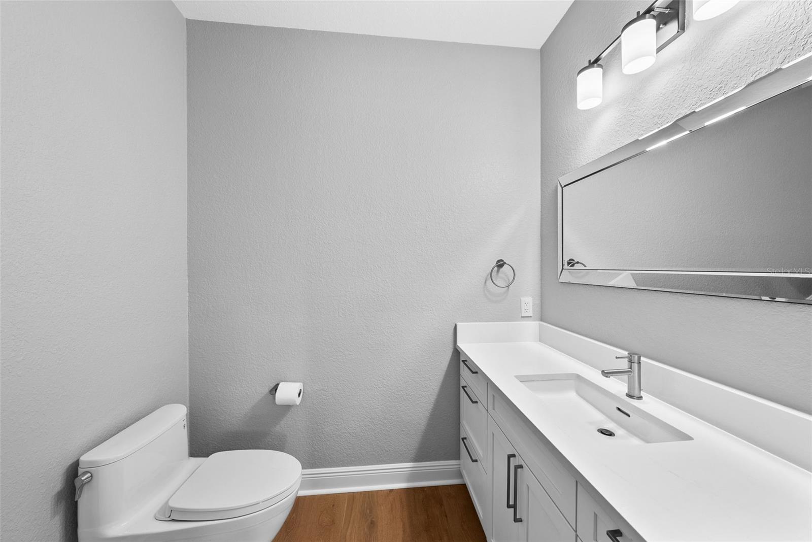 DAVIS ISLANDS PB10 PG52 TO 57 - Residential