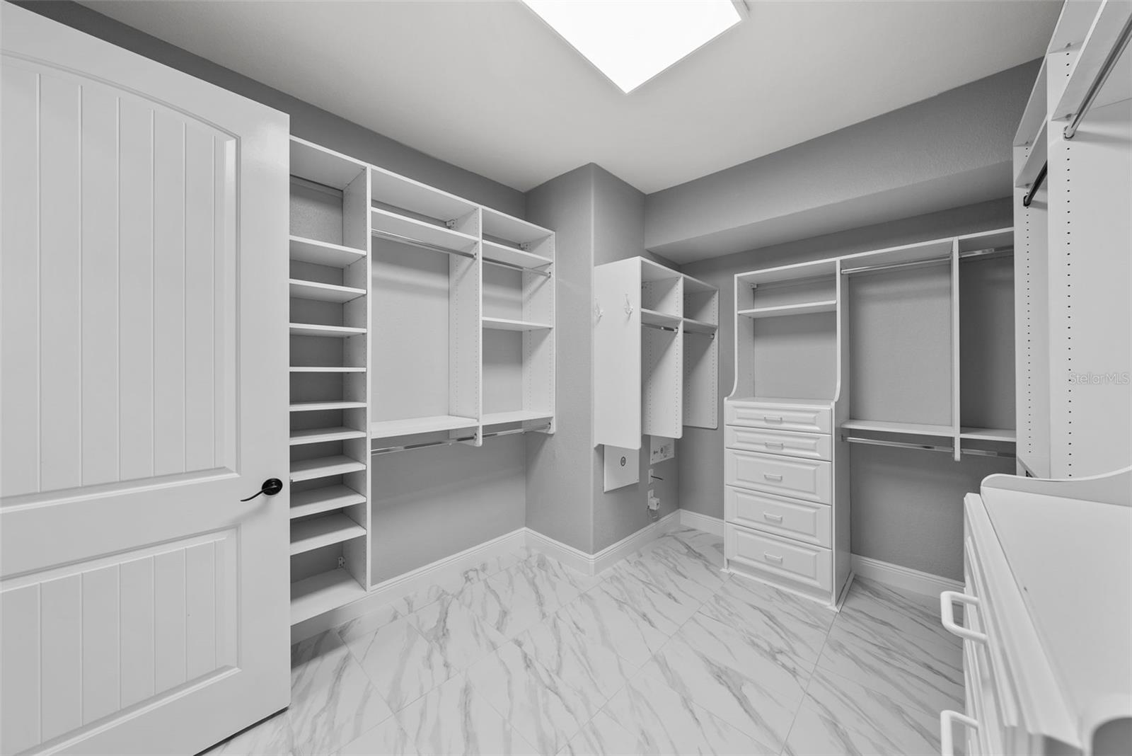 DAVIS ISLANDS PB10 PG52 TO 57 - Residential