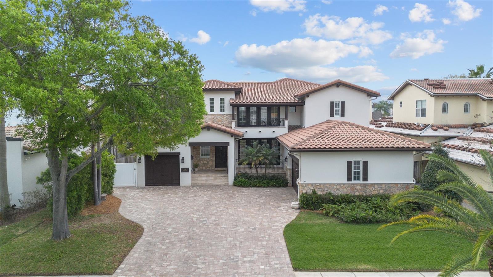 DAVIS ISLANDS PB10 PG52 TO 57 - Residential