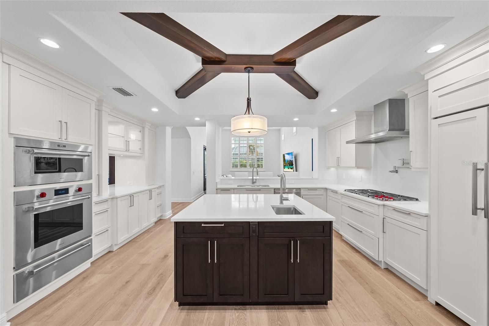 DAVIS ISLANDS PB10 PG52 TO 57 - Residential