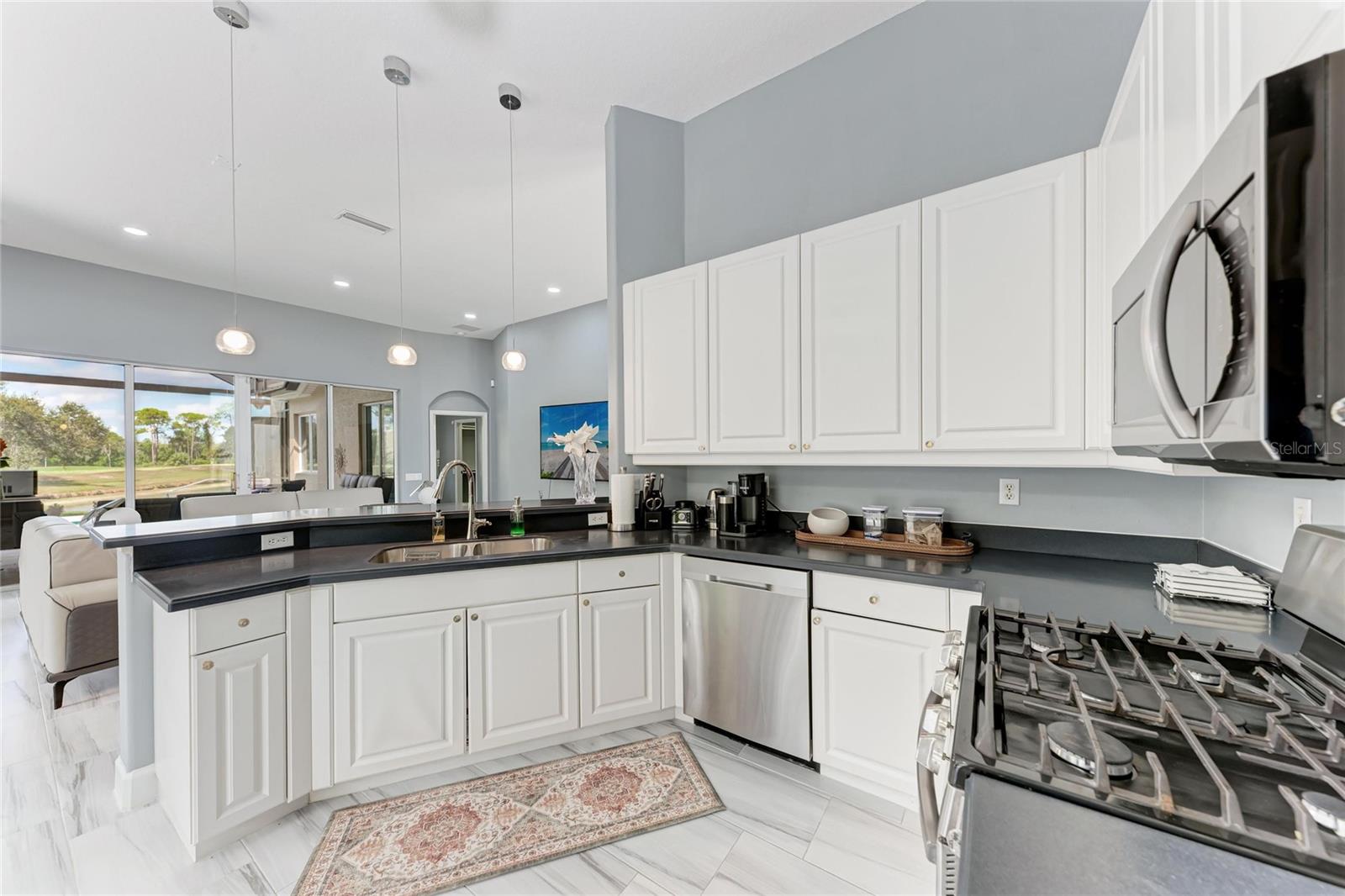 ROSEDALE 9 - Residential