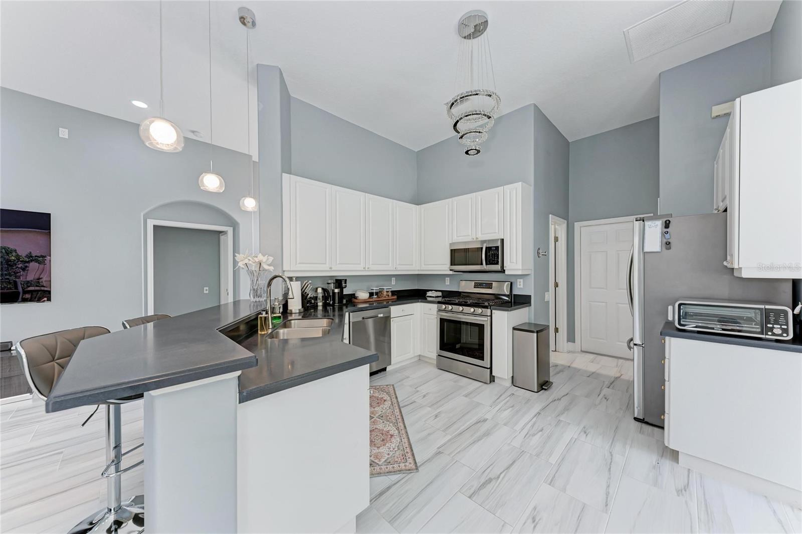 ROSEDALE 9 - Residential