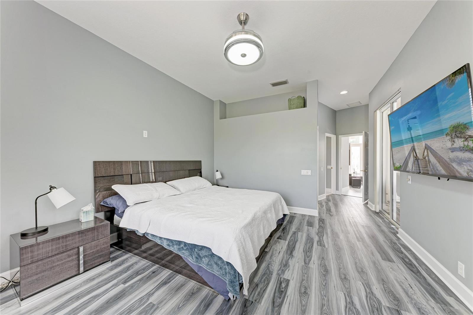 ROSEDALE 9 - Residential