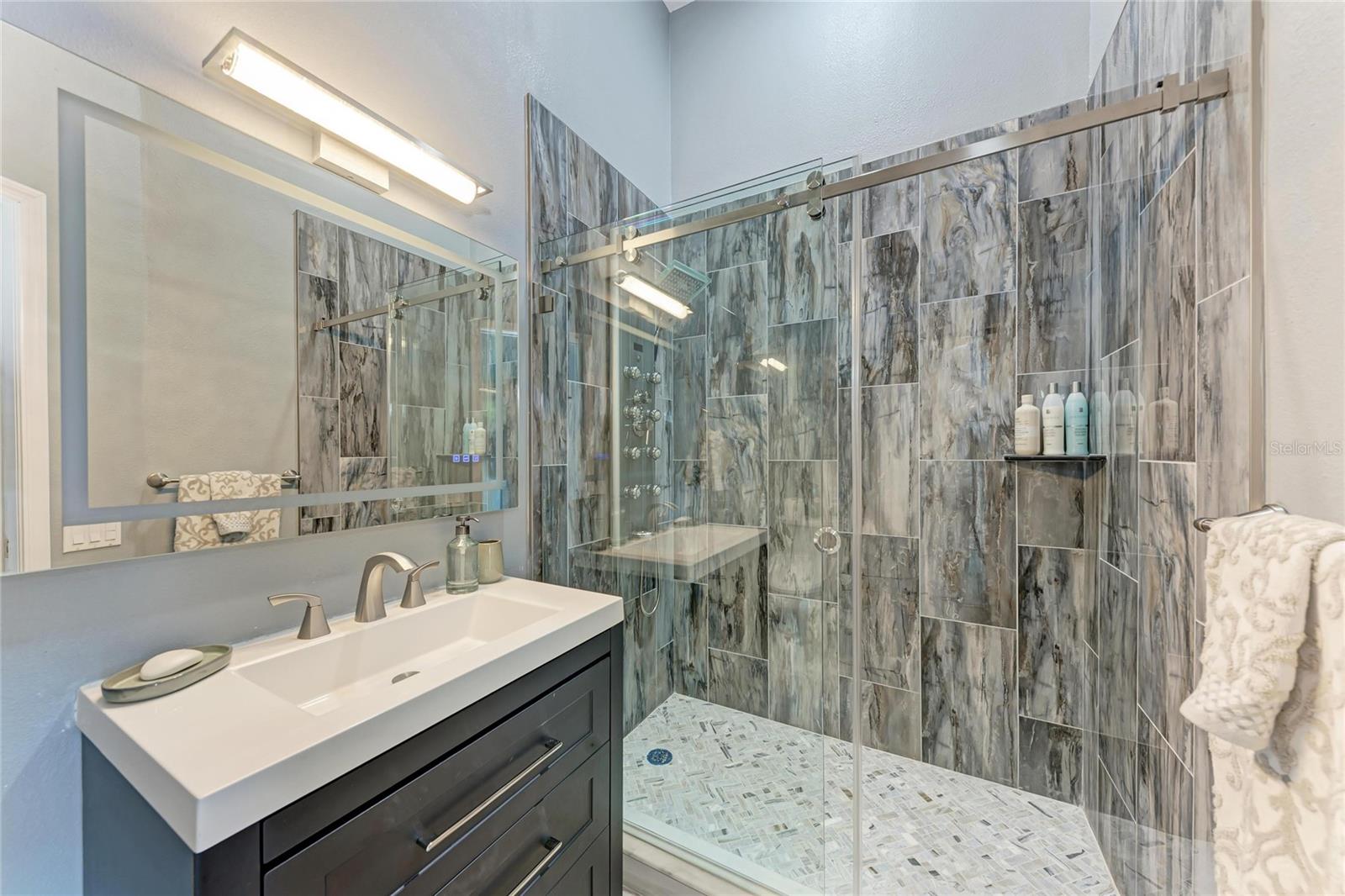 ROSEDALE 9 - Residential