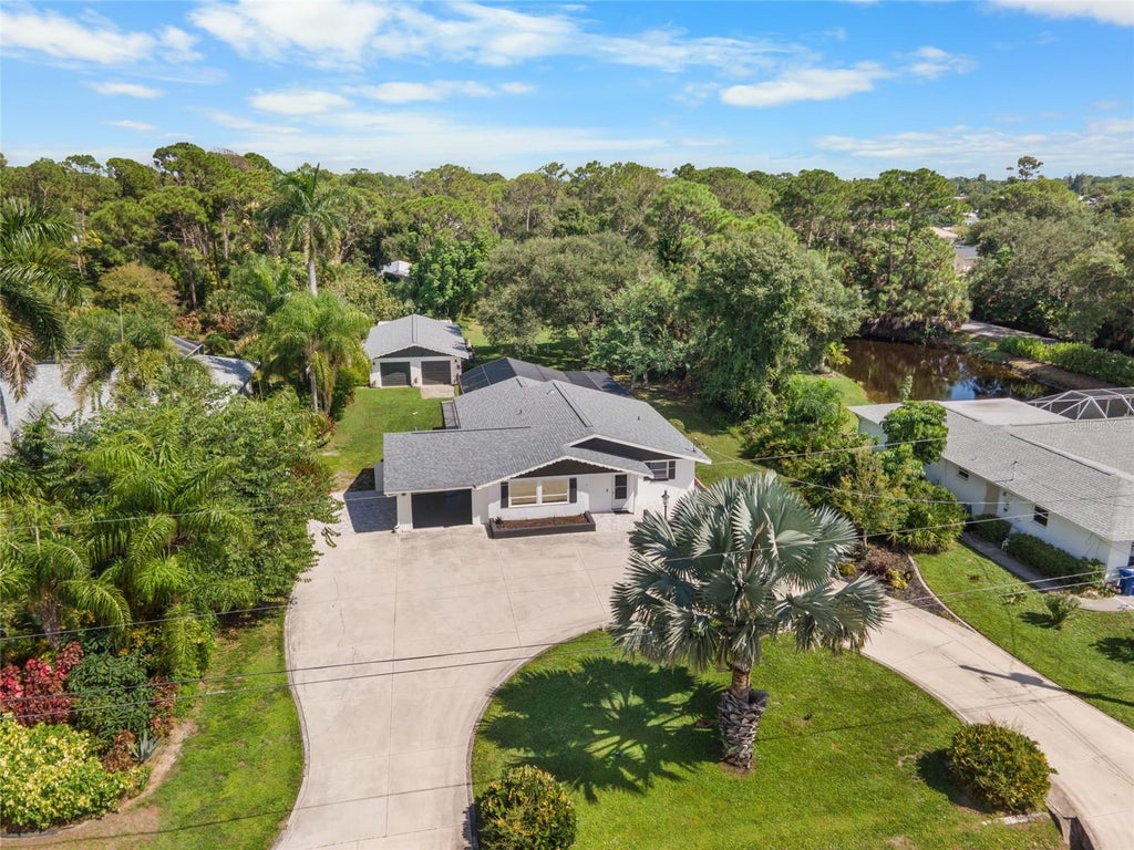 Photo of 2111 Heasley Road, Englewood, FL 34223 (MLS # D6148722)