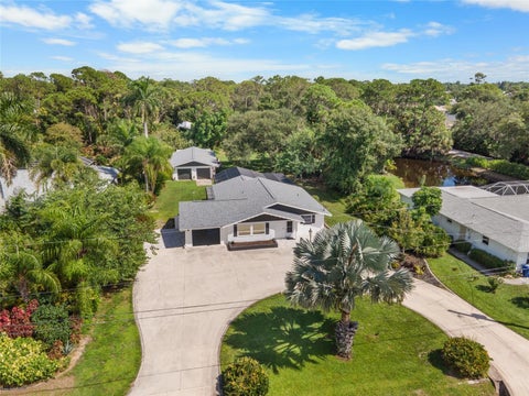 Photo of 2111 Heasley Road, Englewood, FL 34223 (MLS # D6148722)