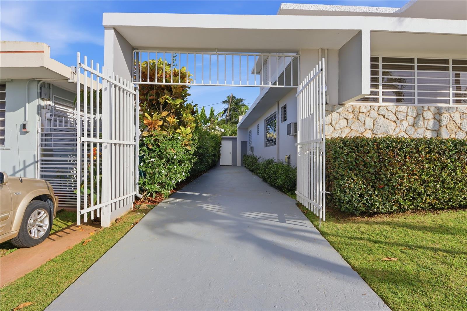 SAGRADO CORAZON - Residential