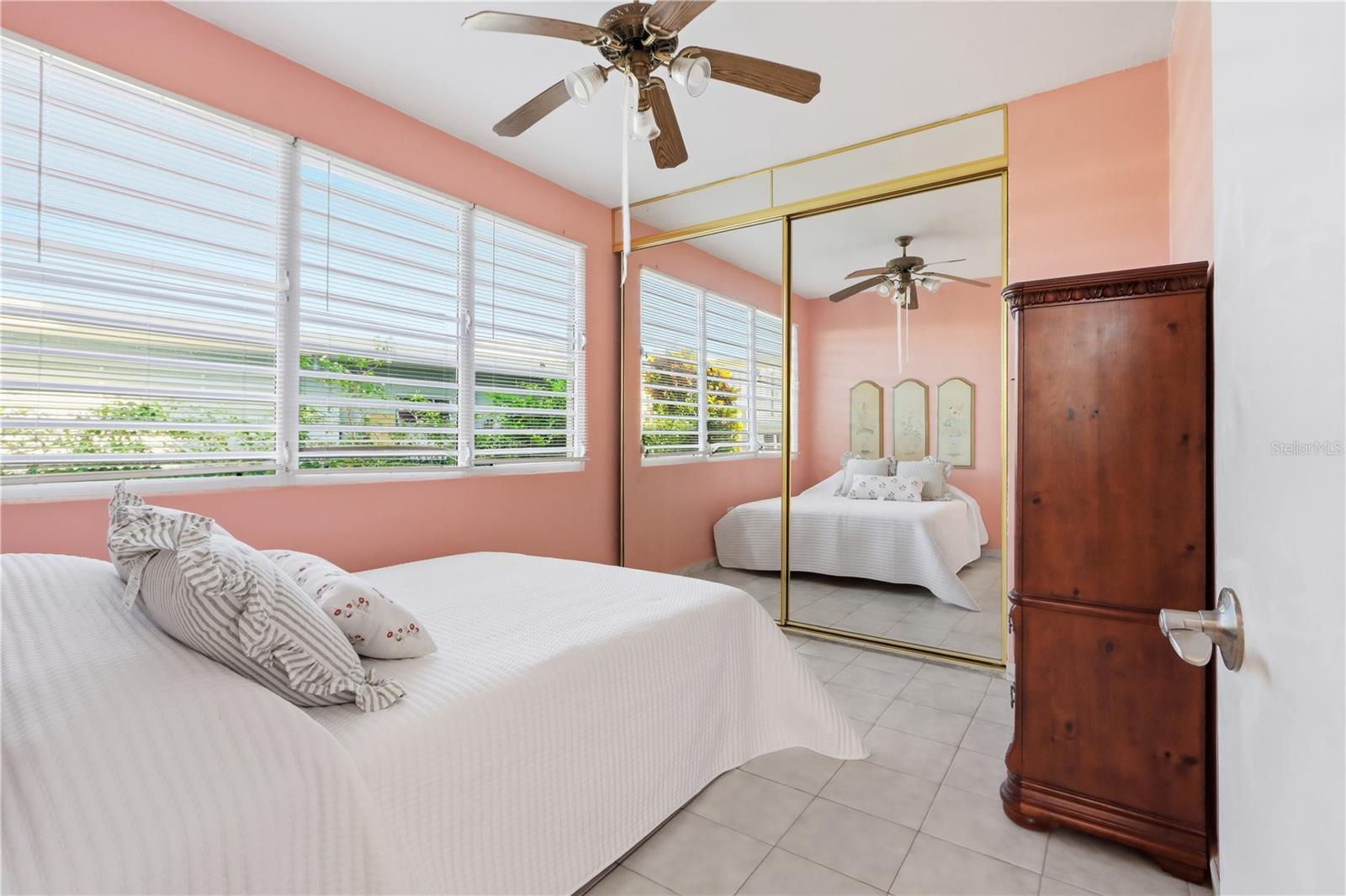 SAGRADO CORAZON - Residential