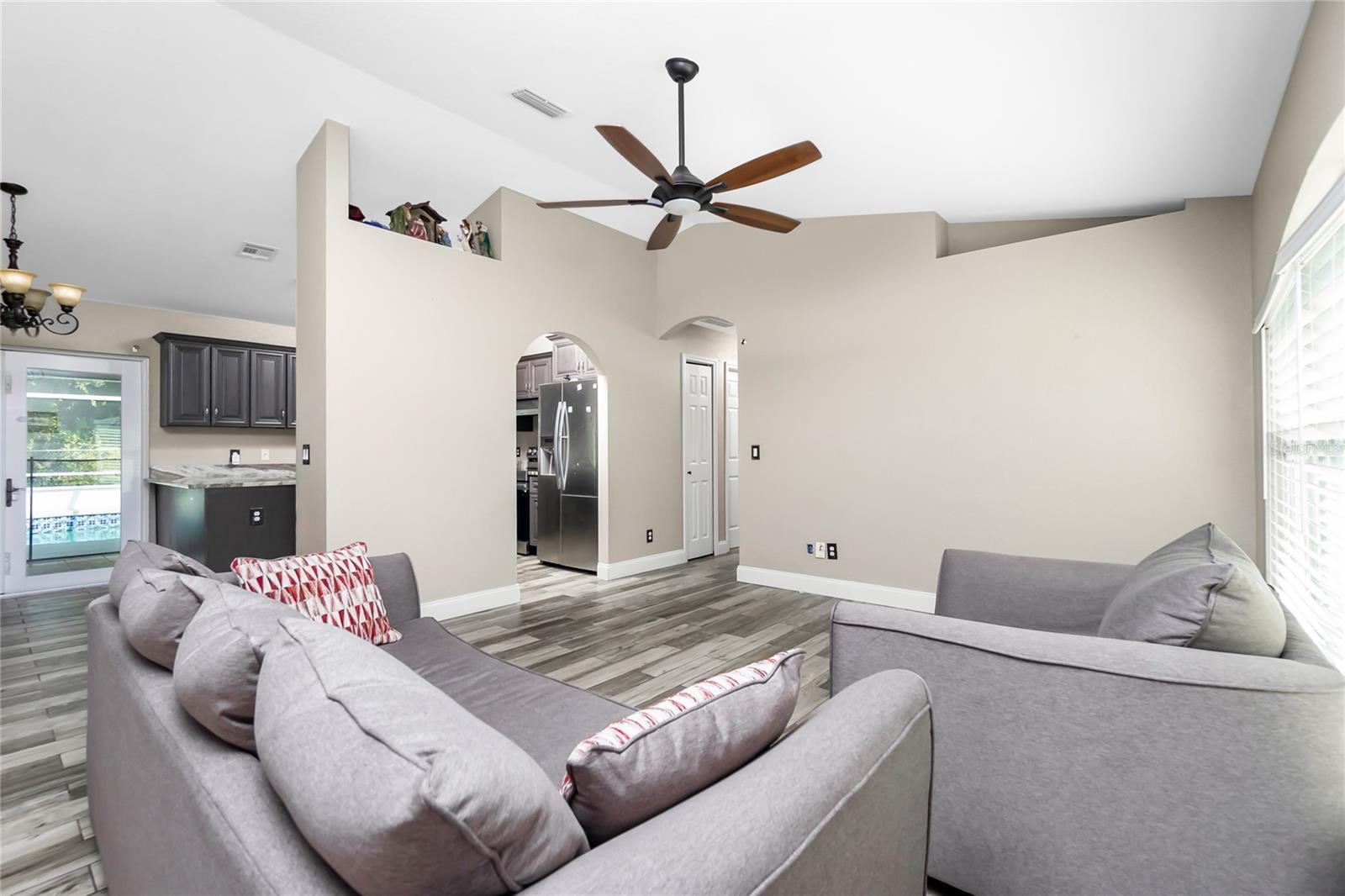 3159 DRAPER TERRACE
