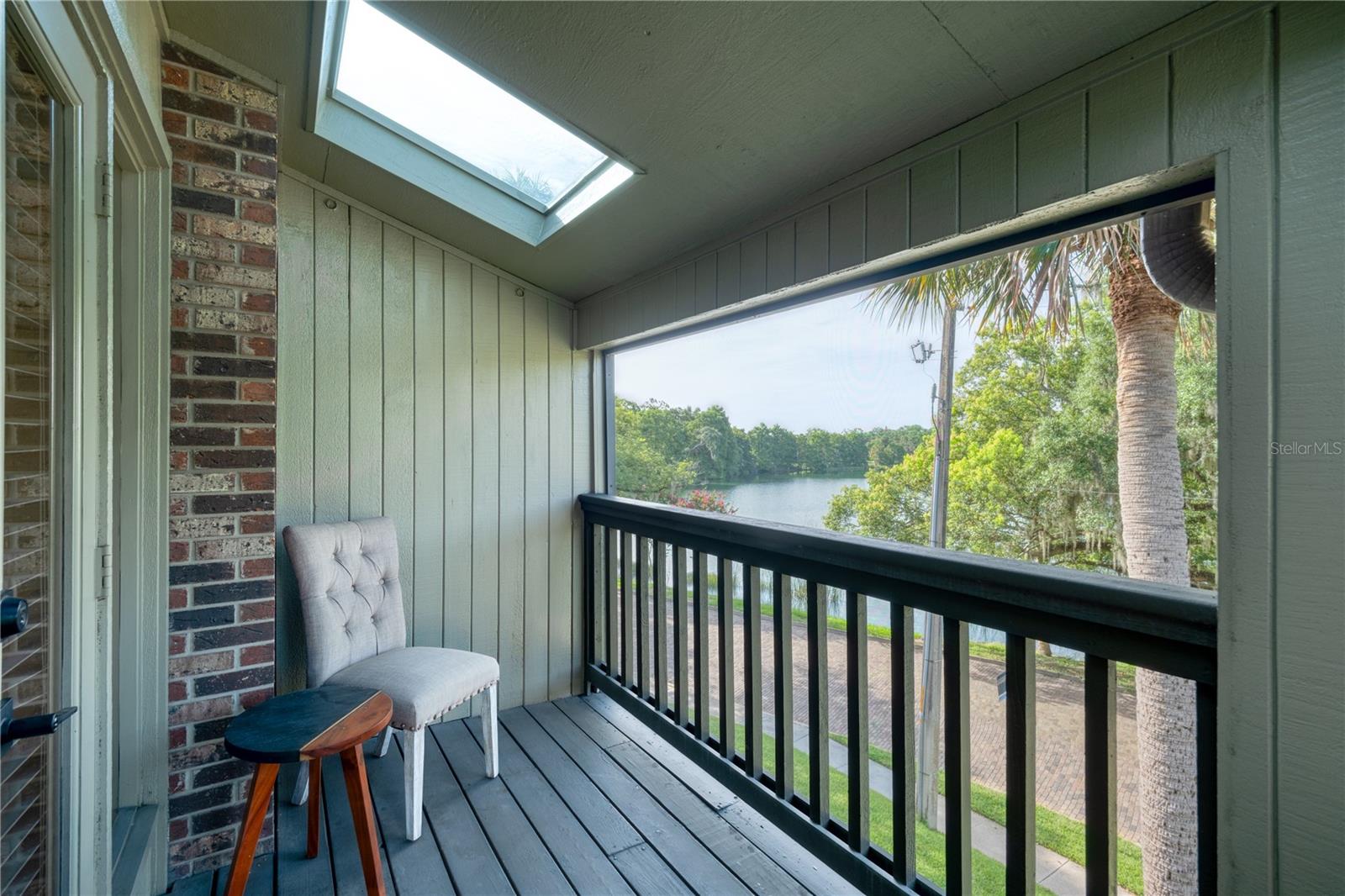 CHEROKEE PLACE CONDO PH 01 - Residential