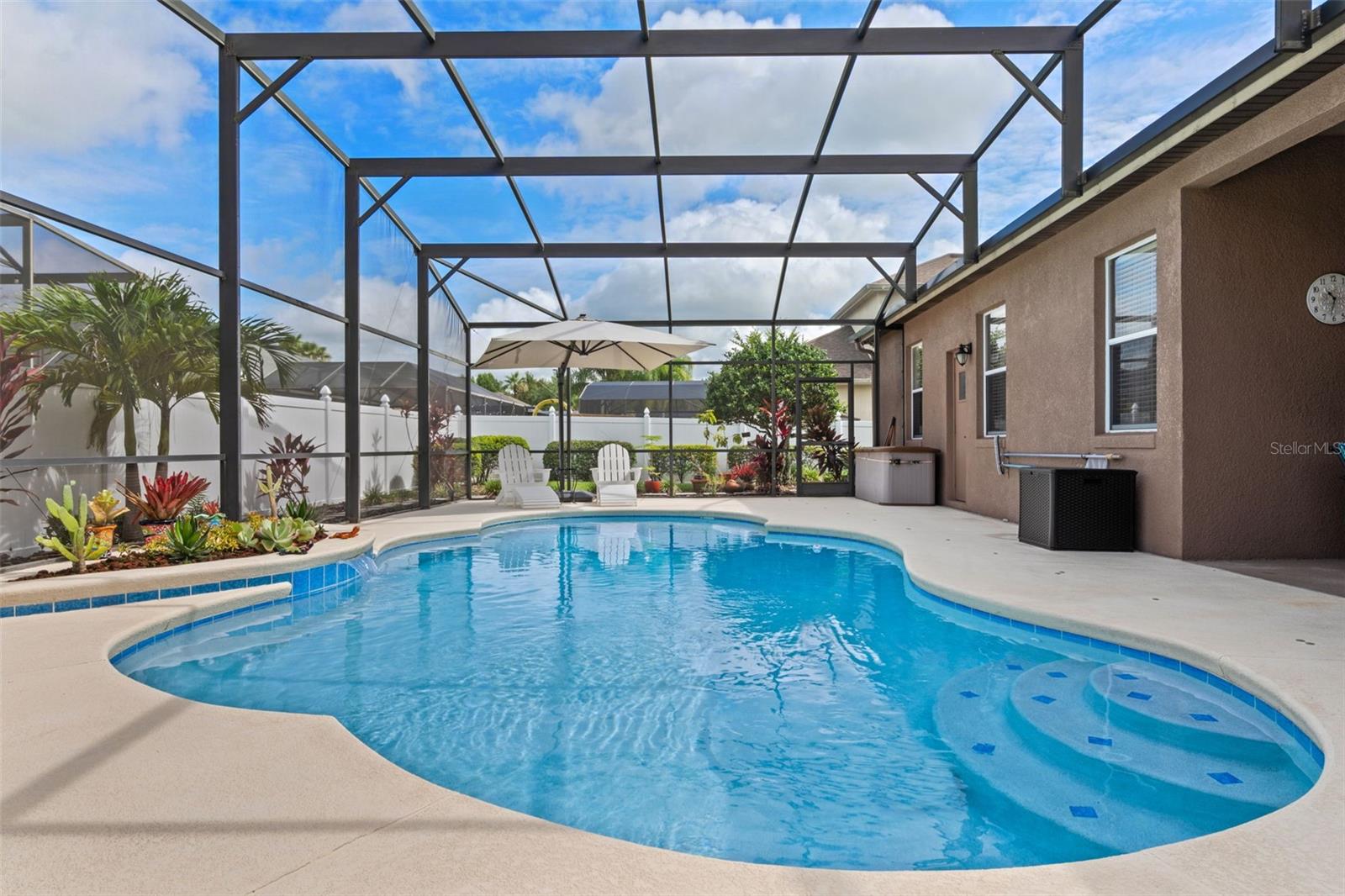 12207 SHADOWBROOK LANE