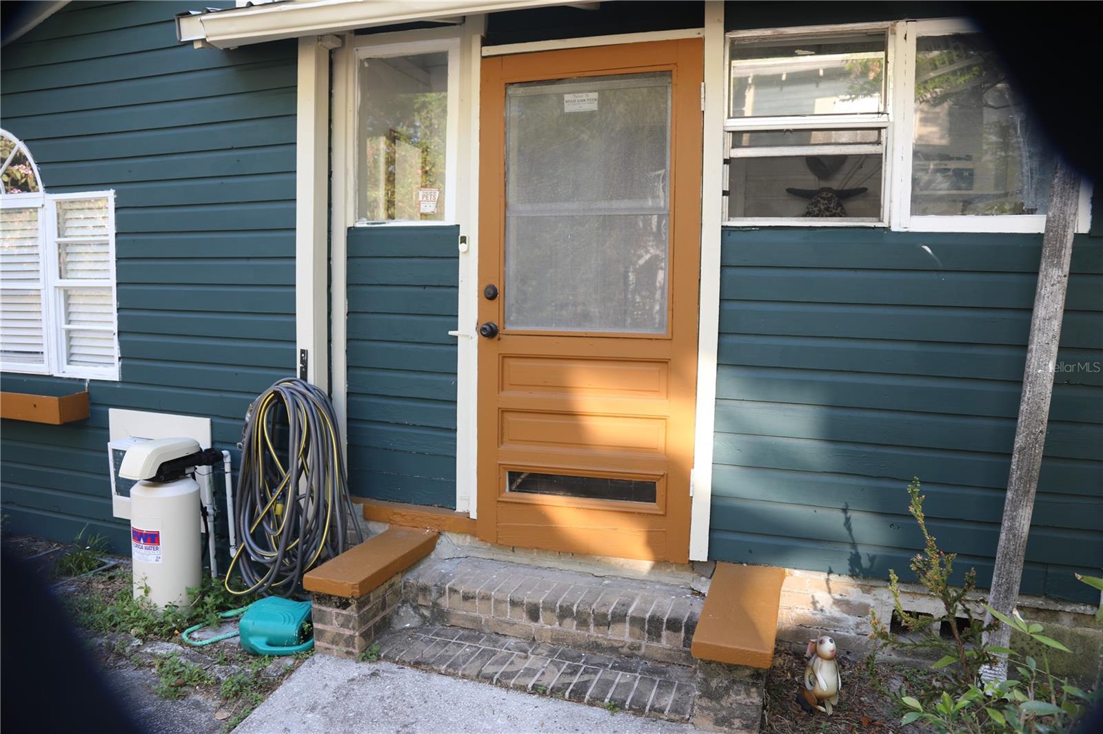 SULPHUR SPGS - Residential