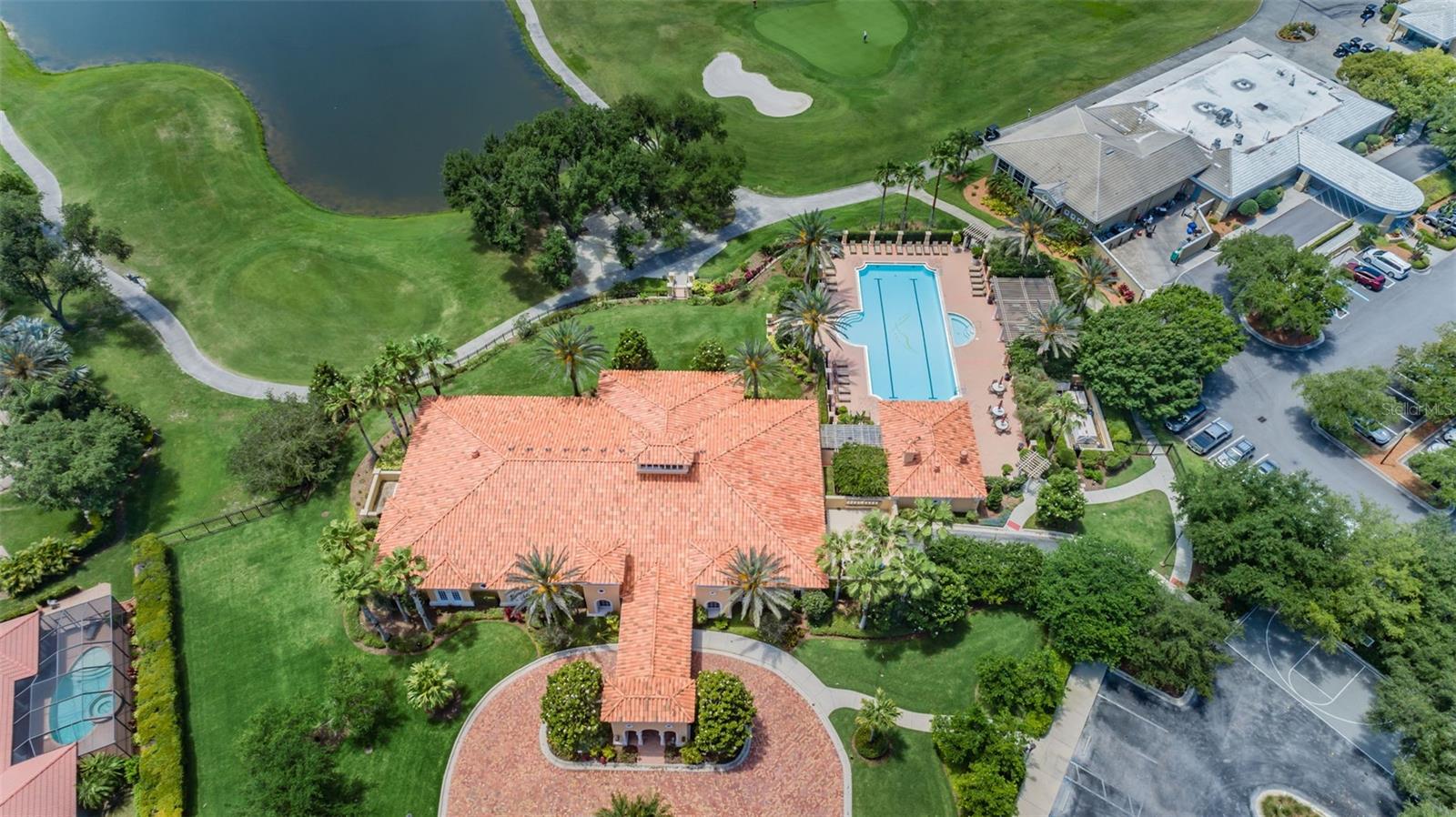 CHAMPIONS CLUB - Residential