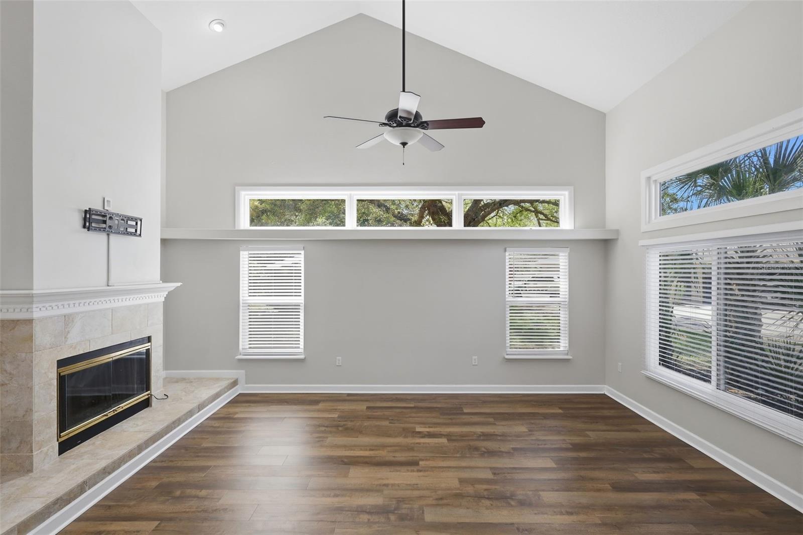 SUMMERHAVEN PH 04 - Residential