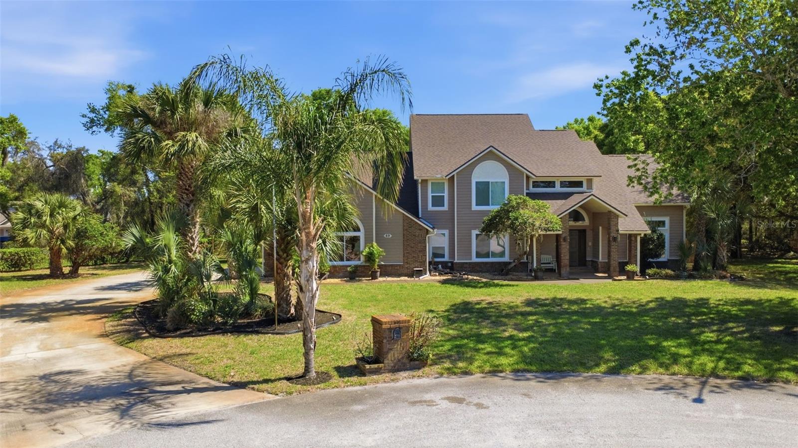 69 SPRING LAKE DRIVE