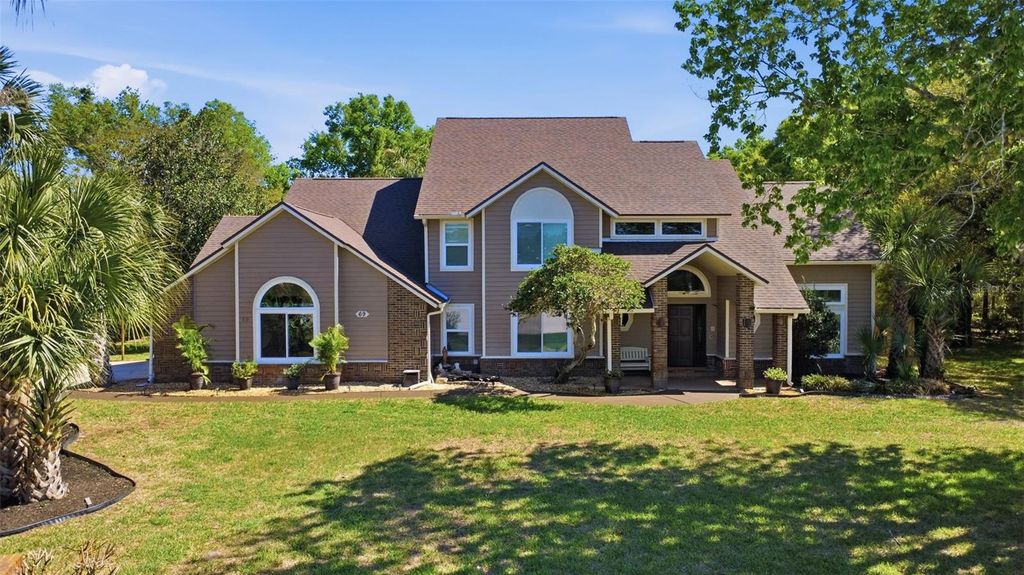 Photo of 69 Spring Lake Drive, Debary, FL 32713 (MLS # V4948100)