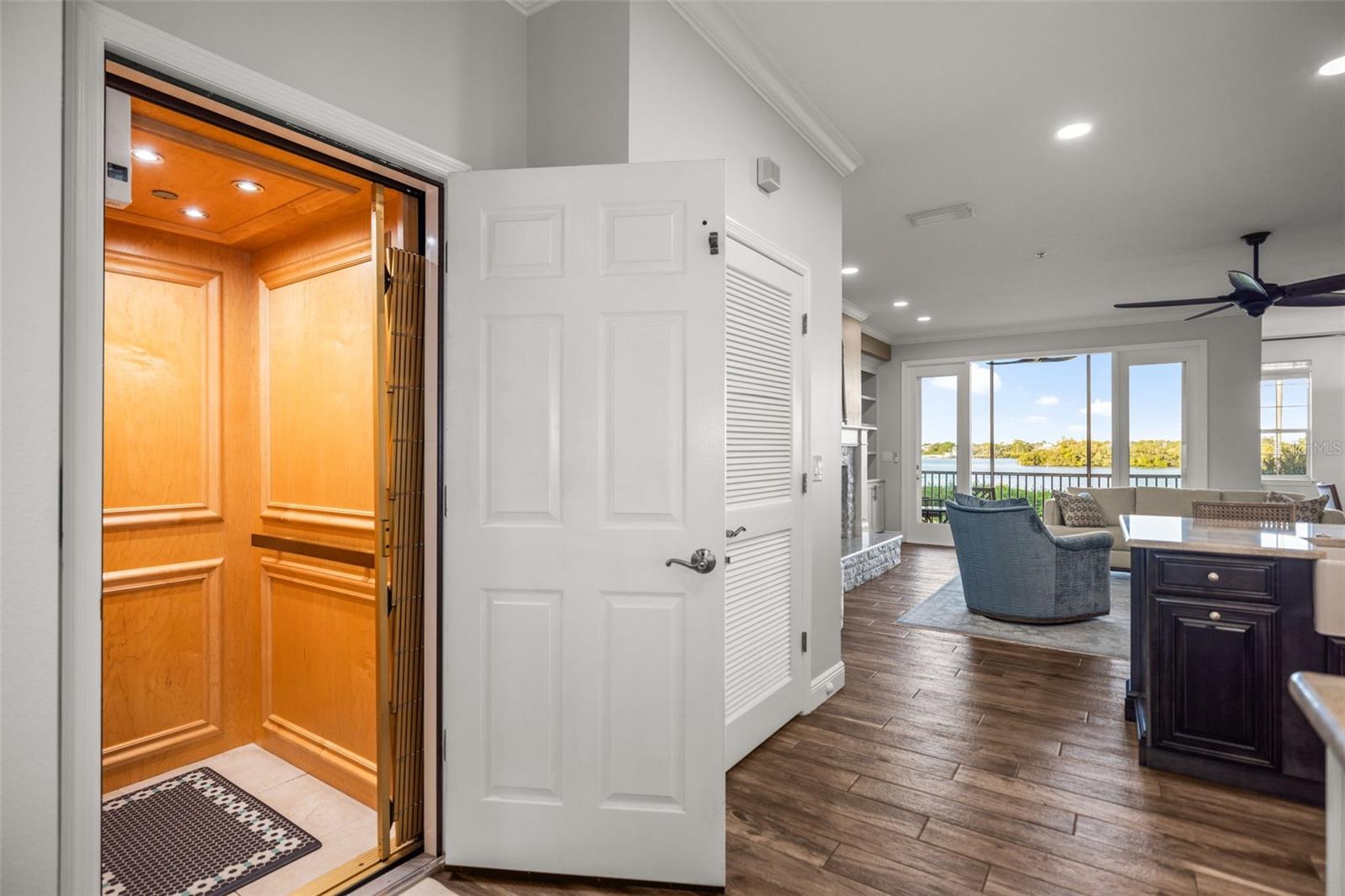 RESERVE AT MEDITERRANEAN MANORS CONDO - Residential