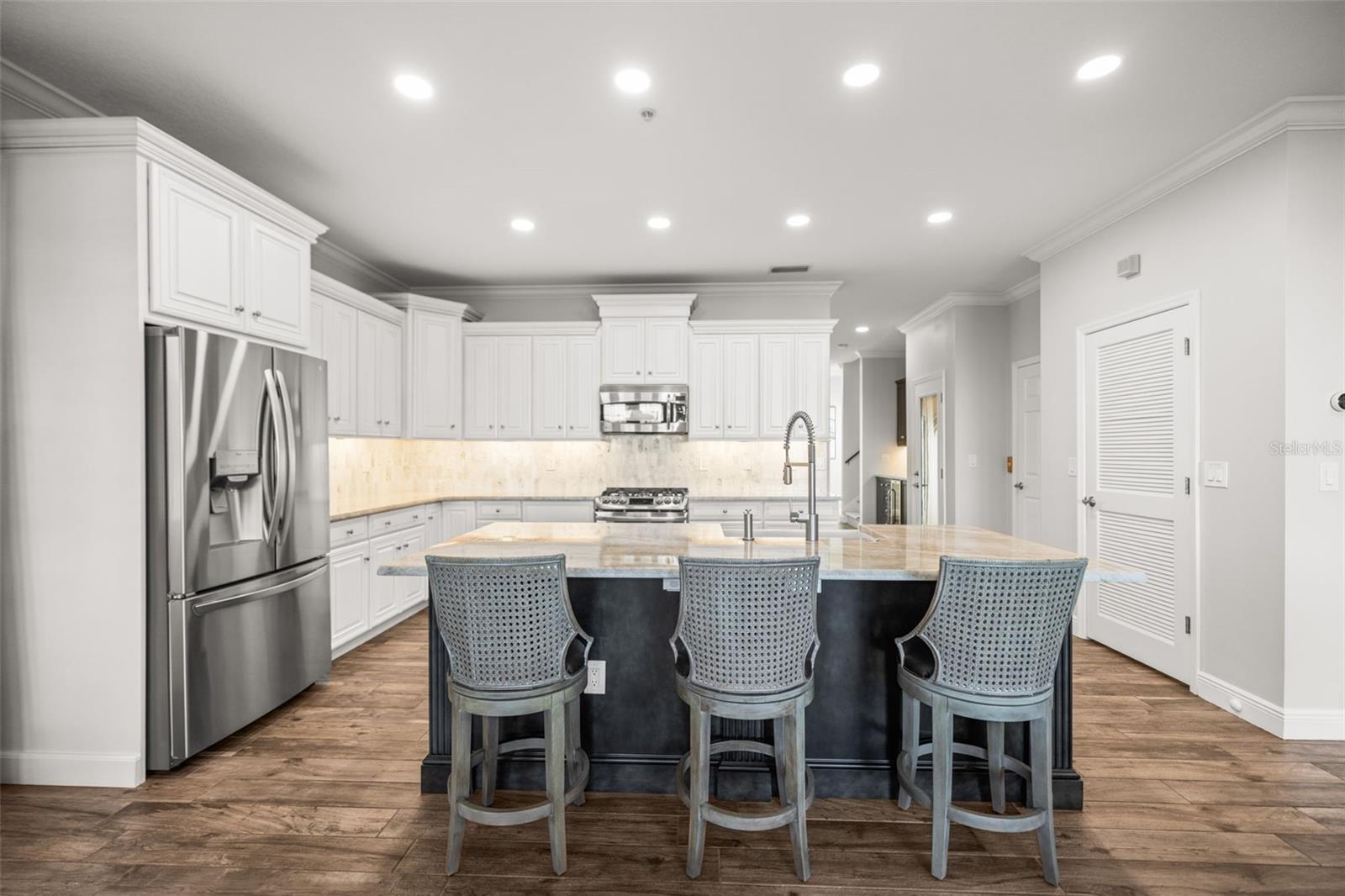 RESERVE AT MEDITERRANEAN MANORS CONDO - Residential