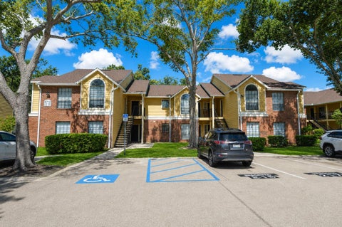 Photo of 8714 Mallard Reserve Drive #201, Tampa, FL 33614 (MLS # TB8532627)