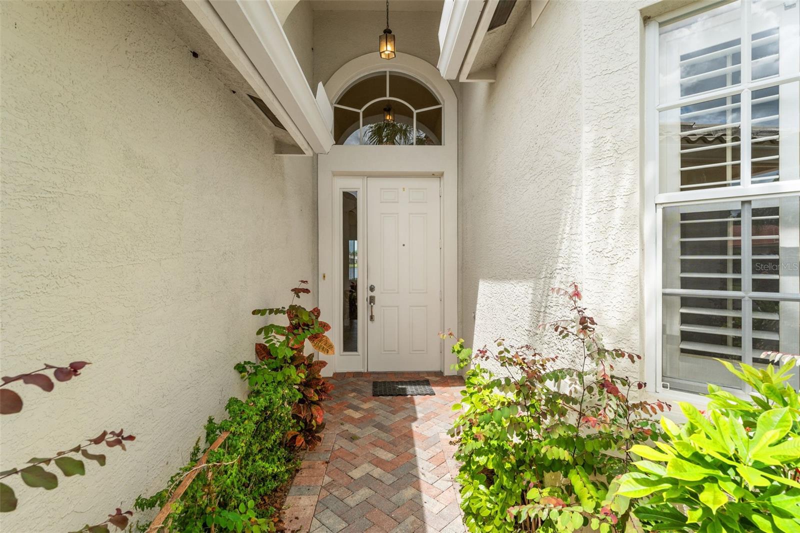 5009 SANDY BROOK CIRCLE