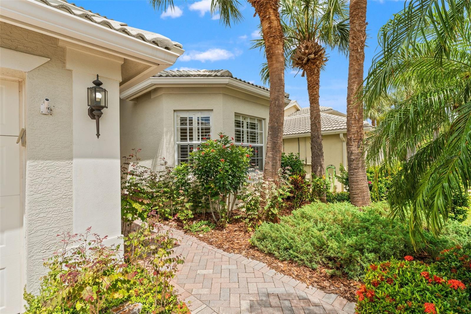 5009 SANDY BROOK CIRCLE