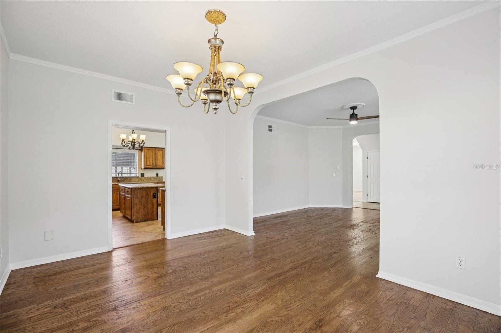 UNIVERSITY ESTATES - Residential